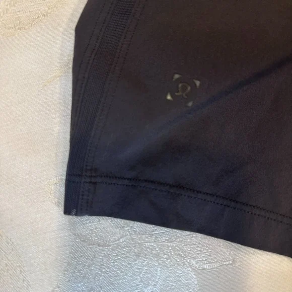 Lululemon Size-M Men's Pace Breaker Liner Shorts 9" Black - Picture 2 of 10